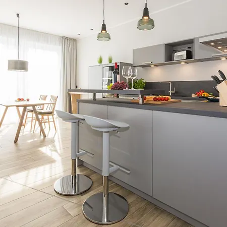 Luxus_spa_og_fewo Quartier 4 _we 4_ 아파트